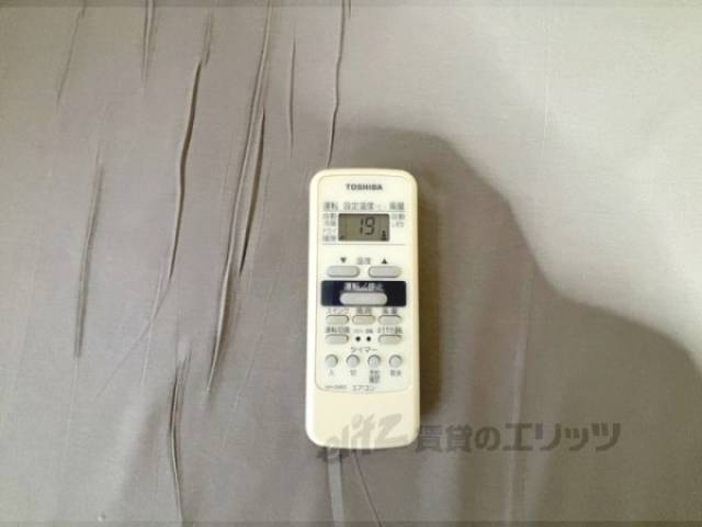 エアコン　エアコンリモコン