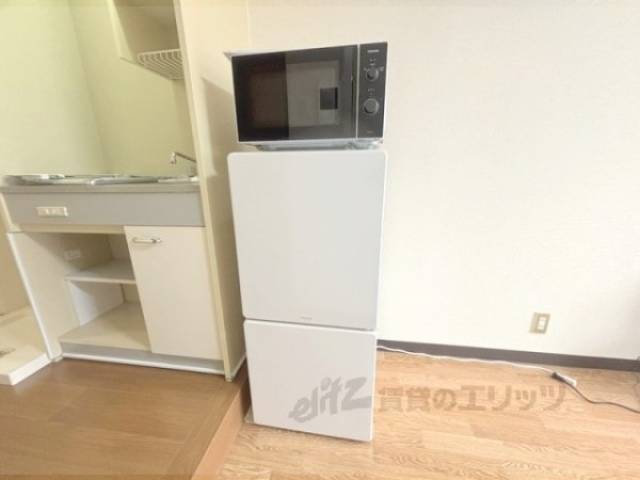 冷蔵庫置場　冷蔵庫