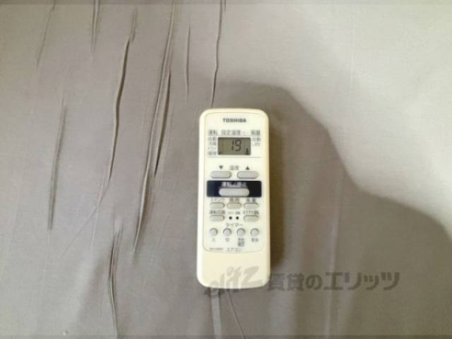 エアコン　エアコンリモコン