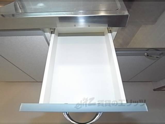 キッチン　収納