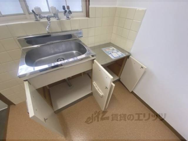 キッチン　下部収納