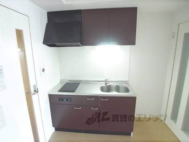 キッチン　収納