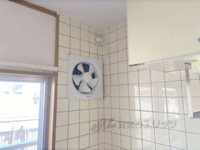 キッチン　換気扇