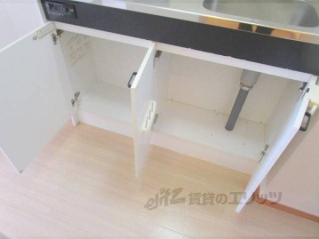 キッチン　下部収納