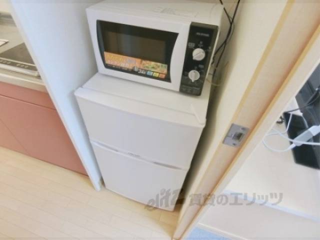キッチン　（1口）：電気コンロ