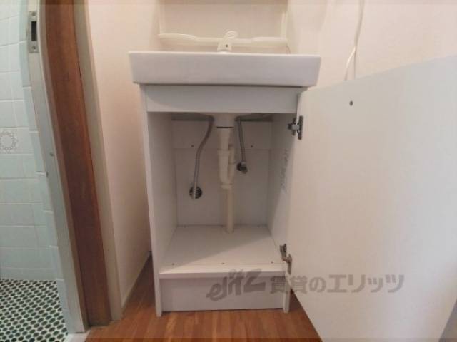 洗面所　収納下部