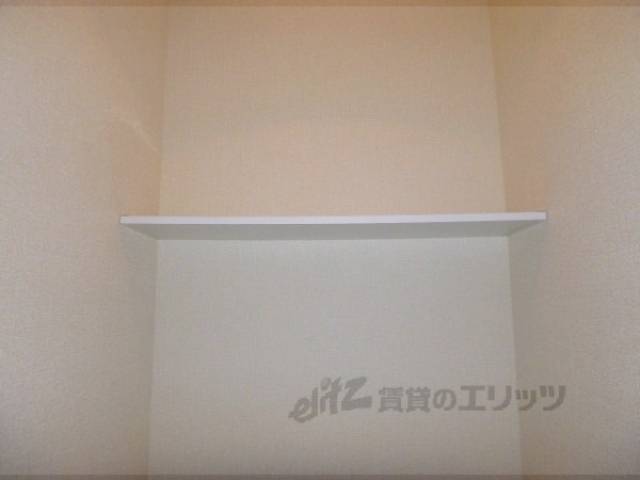 トイレ　トイレ戸棚
