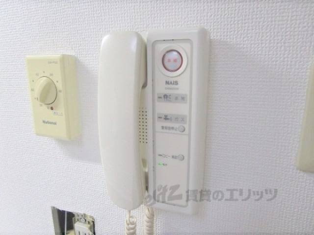 インターホン