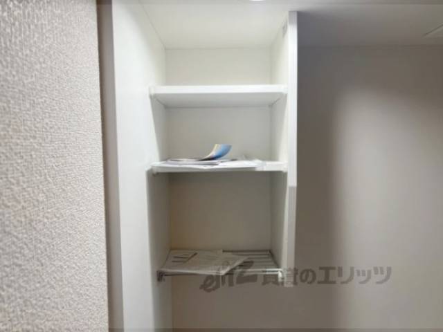 キッチン　上部収納