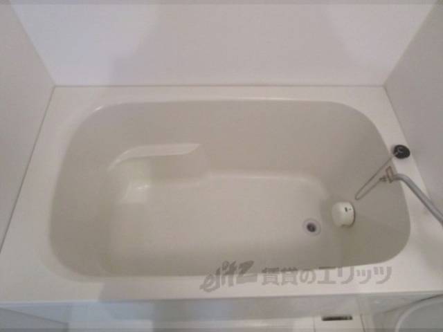 風呂　給湯器のリモコン