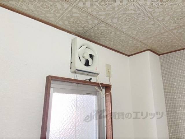 キッチン　換気扇