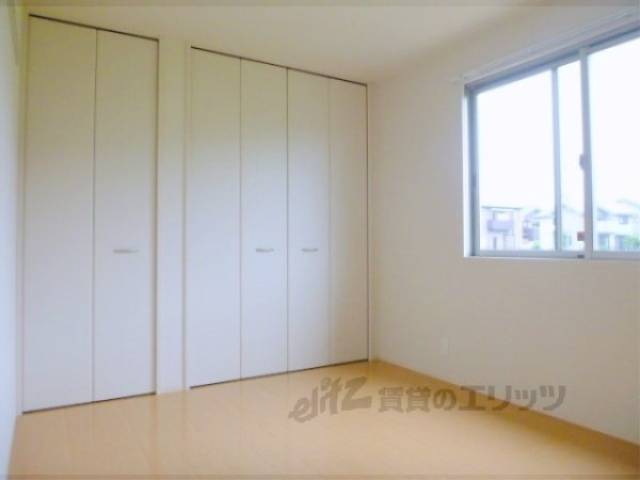 洋室　東側洋室