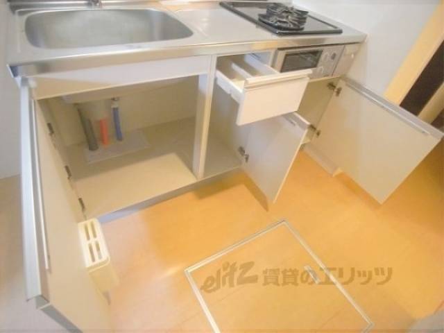キッチン　収納