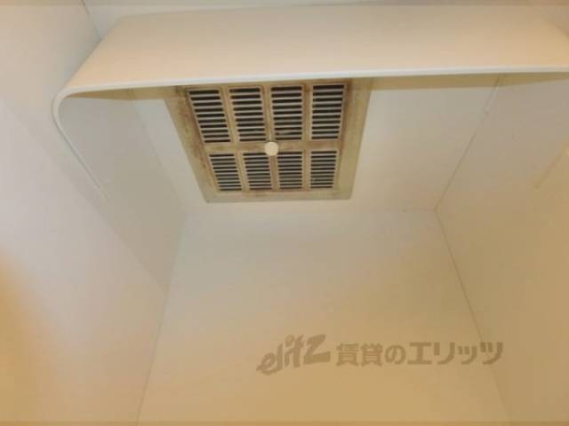 キッチン　換気扇