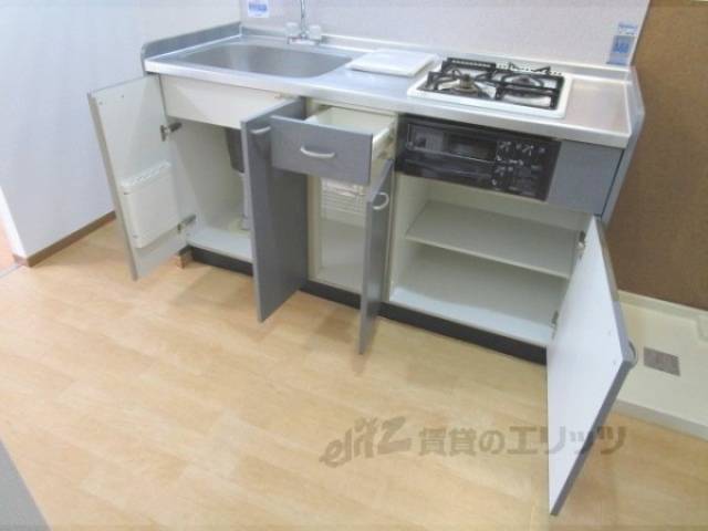 キッチン　下部収納