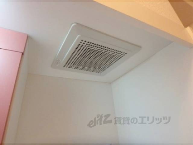 キッチン　キッチン換気扇