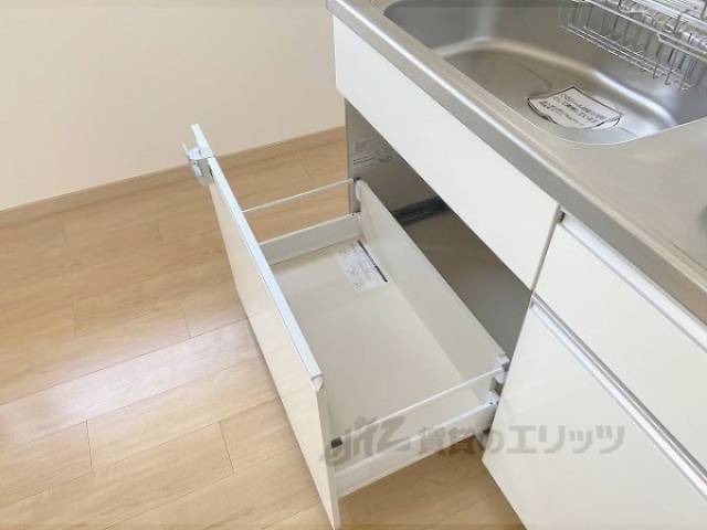 キッチン　収納