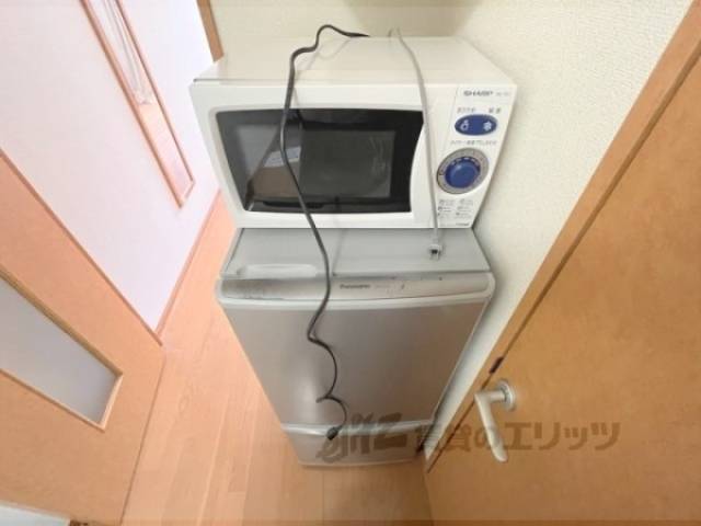 冷蔵庫置場　冷蔵庫・電子レンジ