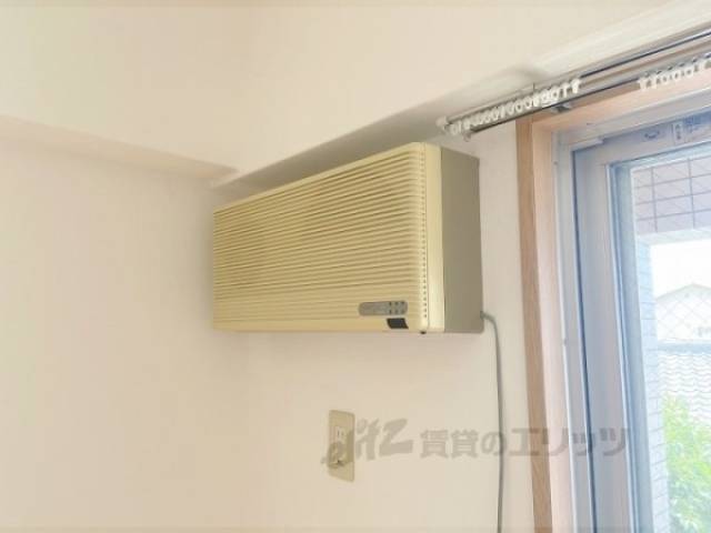 洋室　換気扇