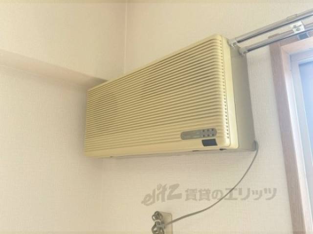 洋室　換気扇