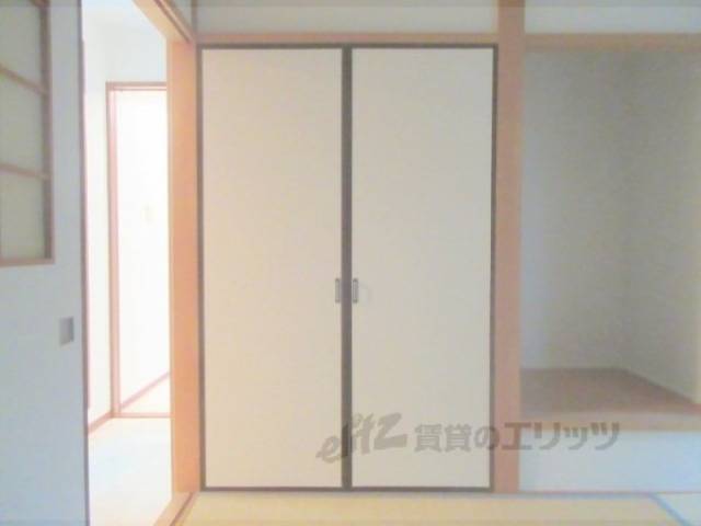 収納　収納付き３．７帖和室です。