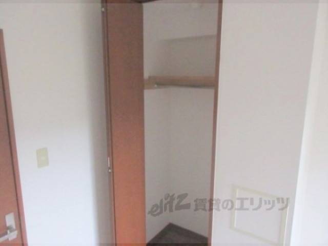 収納　収納付き４．５帖洋室です。