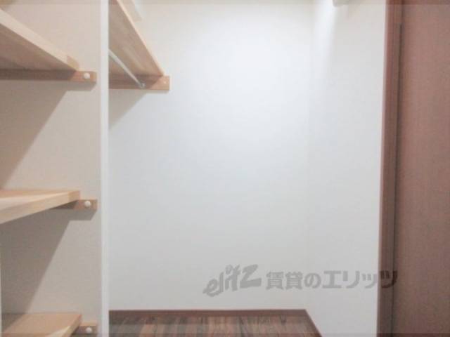 収納　ウォークインクローゼット