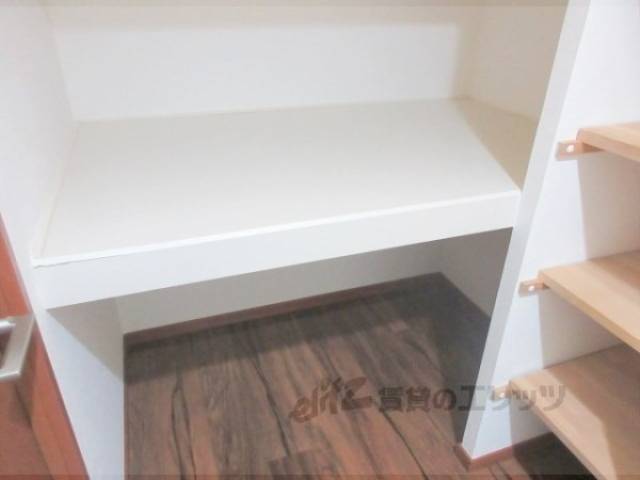 収納　ウォークインクローゼット