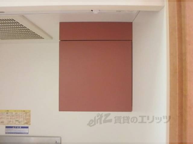 キッチン　収納上部