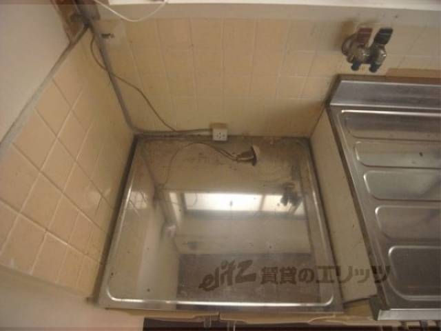 キッチン　コンロ置き場