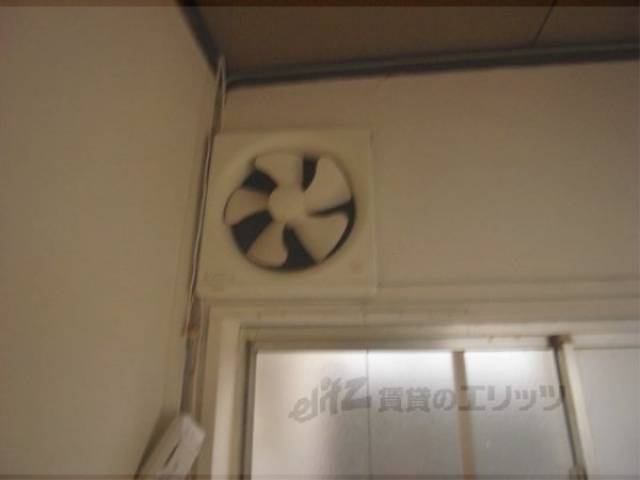 キッチン　換気扇
