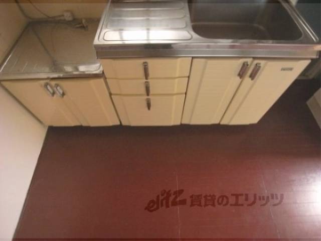 キッチン　キッチン下収納