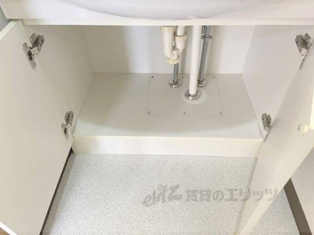 洗面所　収納