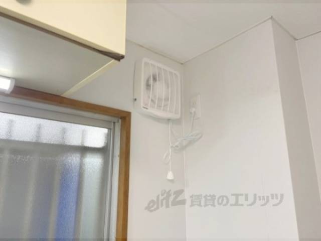 キッチン　換気扇