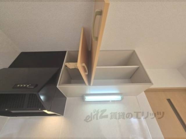 キッチン　収納