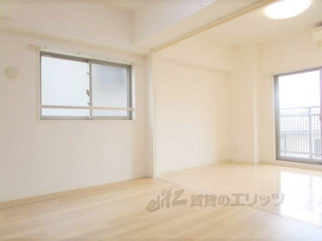 リビング　ダイニング