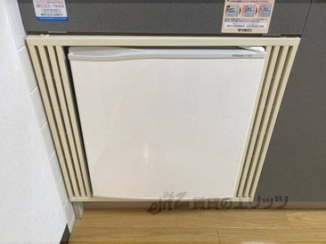 キッチン　ミニ冷蔵庫