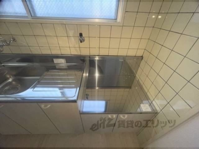 キッチン　コンロ置き場