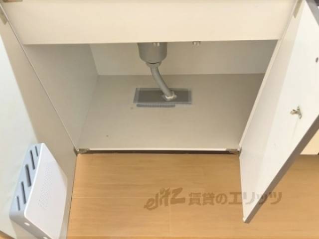 キッチン　収納