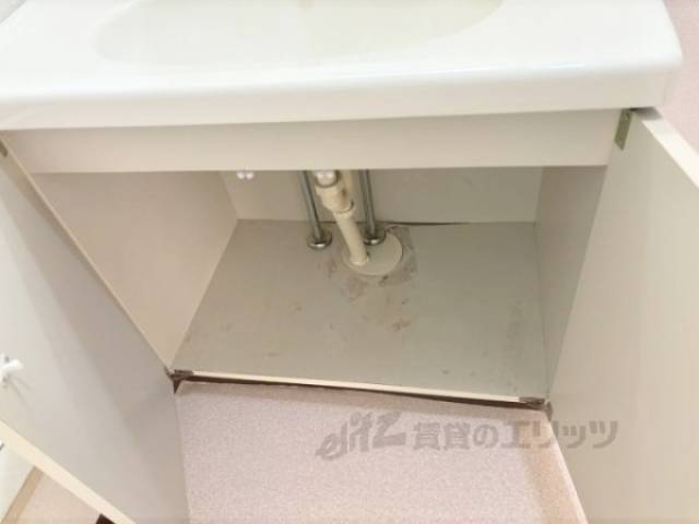洗面所　収納