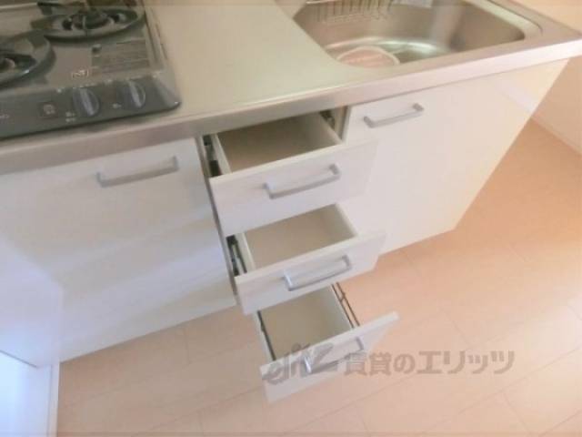 キッチン　下部収納