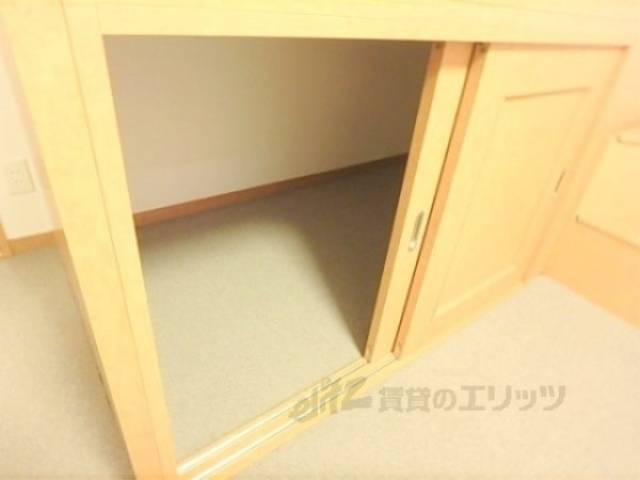 ベッド収納