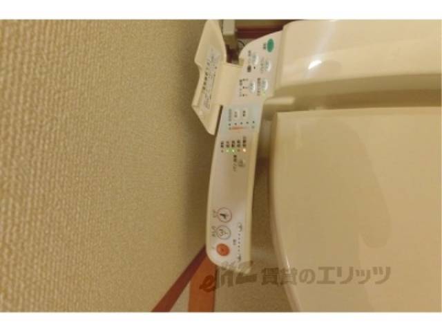 トイレ　温水洗浄便座リモコン