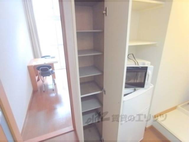 キッチン　収納