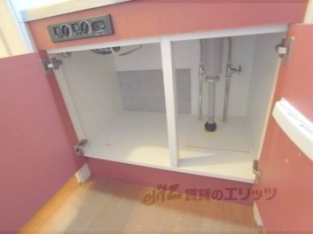 キッチン　収納