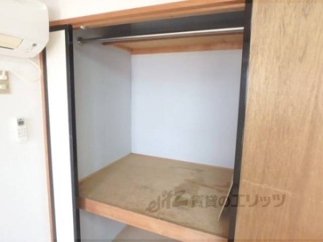 収納　洋室上部収納