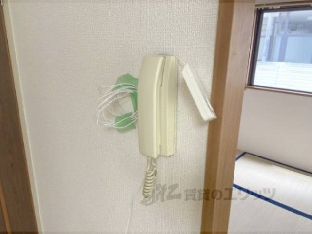 インターホン