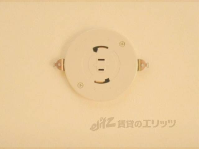 照明ソケット
