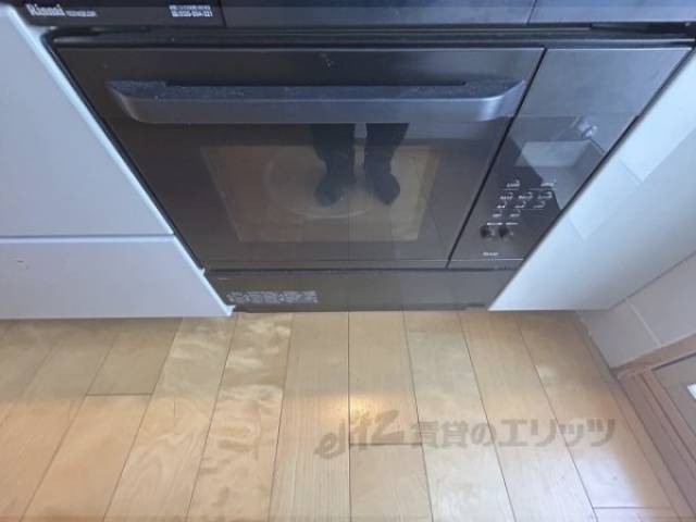 キッチン　オーブン