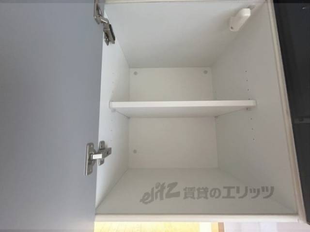 キッチン　上部収納